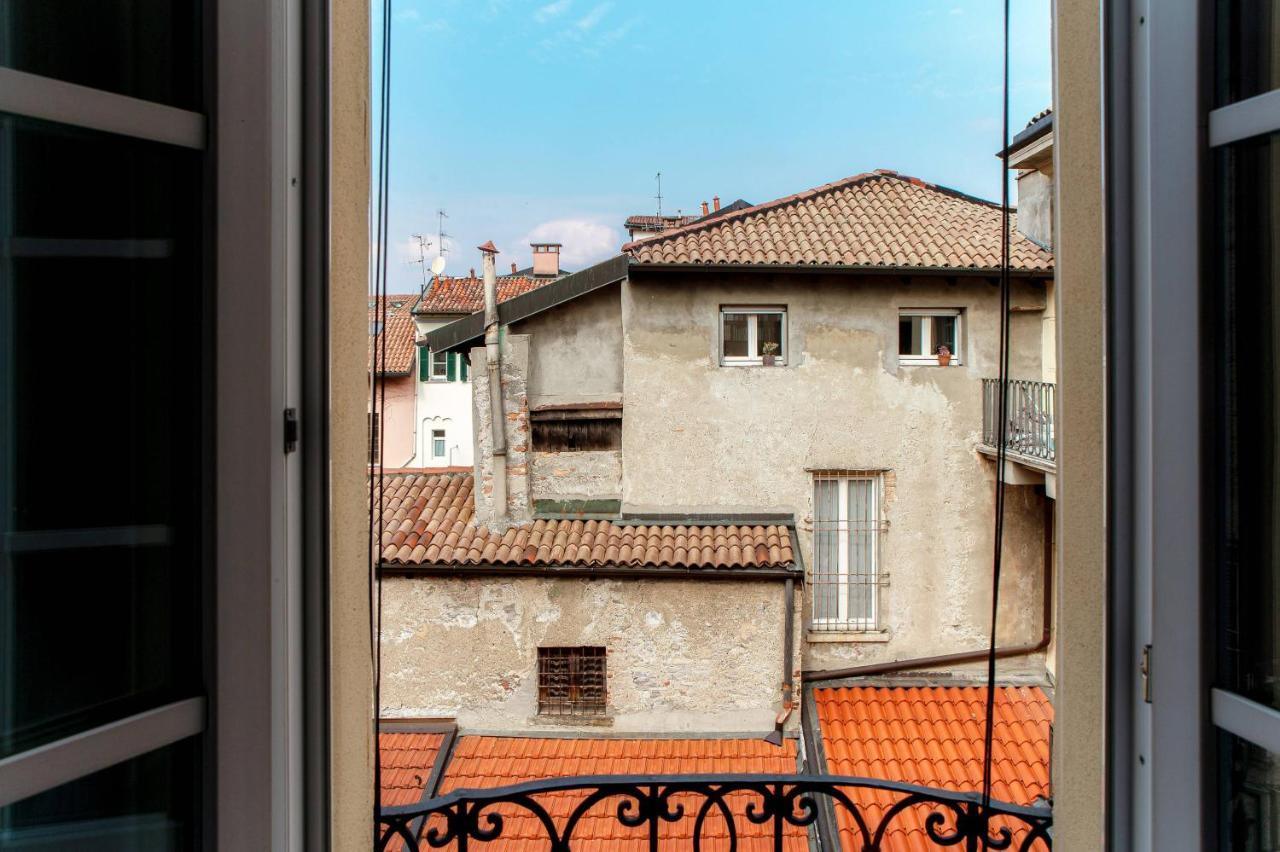 Shades Of Lake - Blue Apartment Como Exterior foto